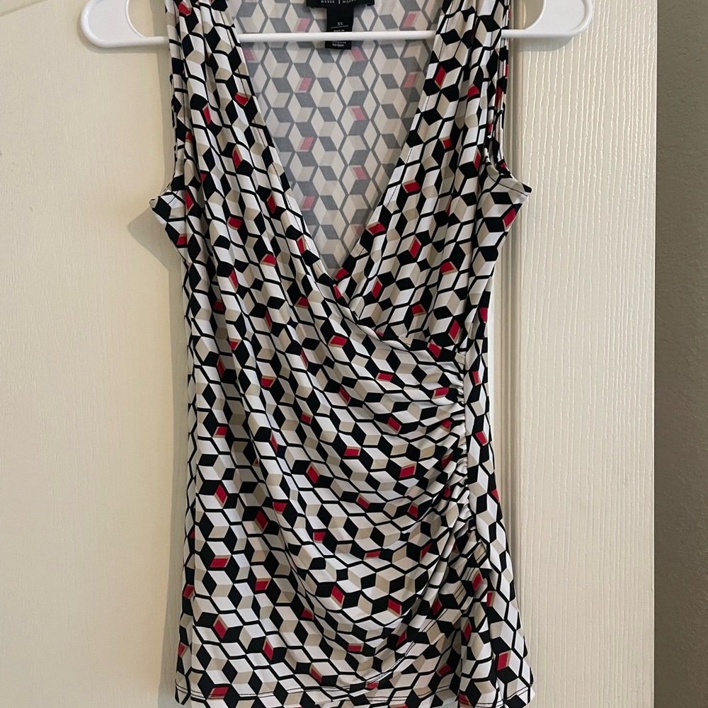 White House black market size small summer shirt